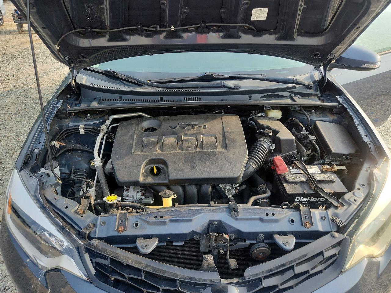 2015 TOYOTA COROLLA