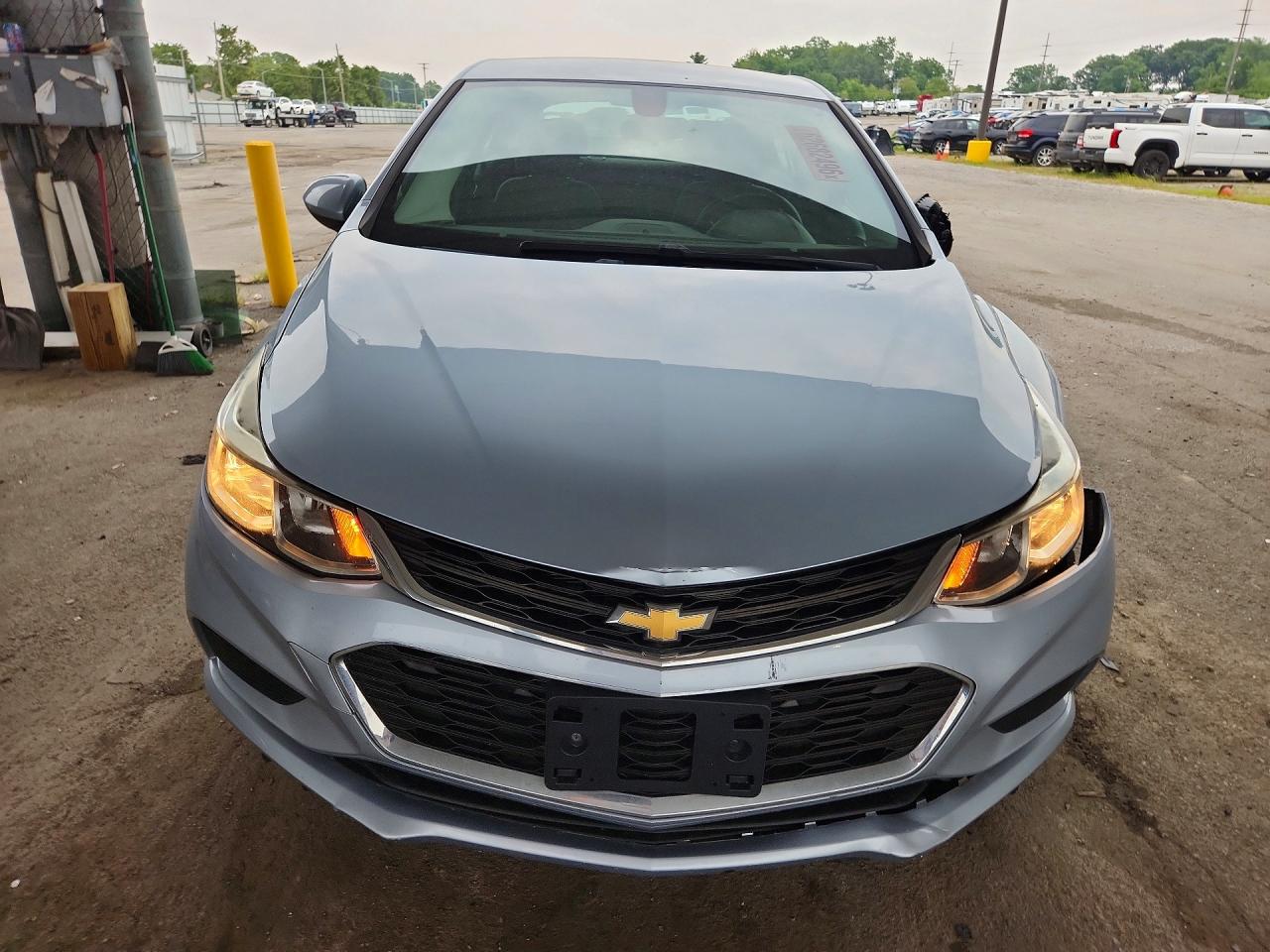 2017 CHEVROLET CRUZE