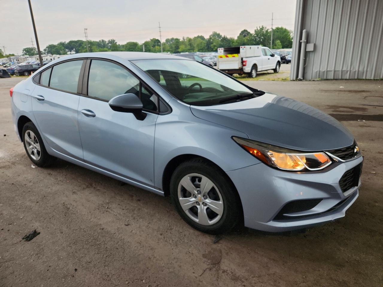 2017 CHEVROLET CRUZE