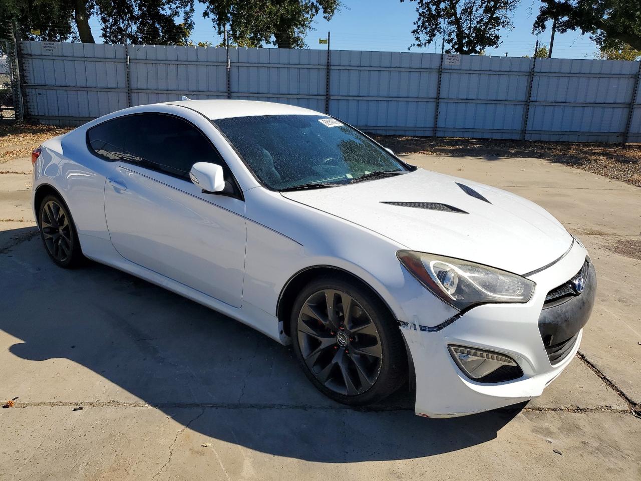 2015 HYUNDAI GENESIS