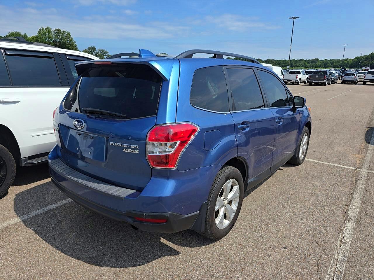 2016 SUBARU FORESTER