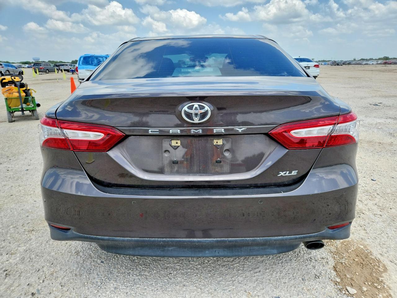 2018 TOYOTA CAMRY