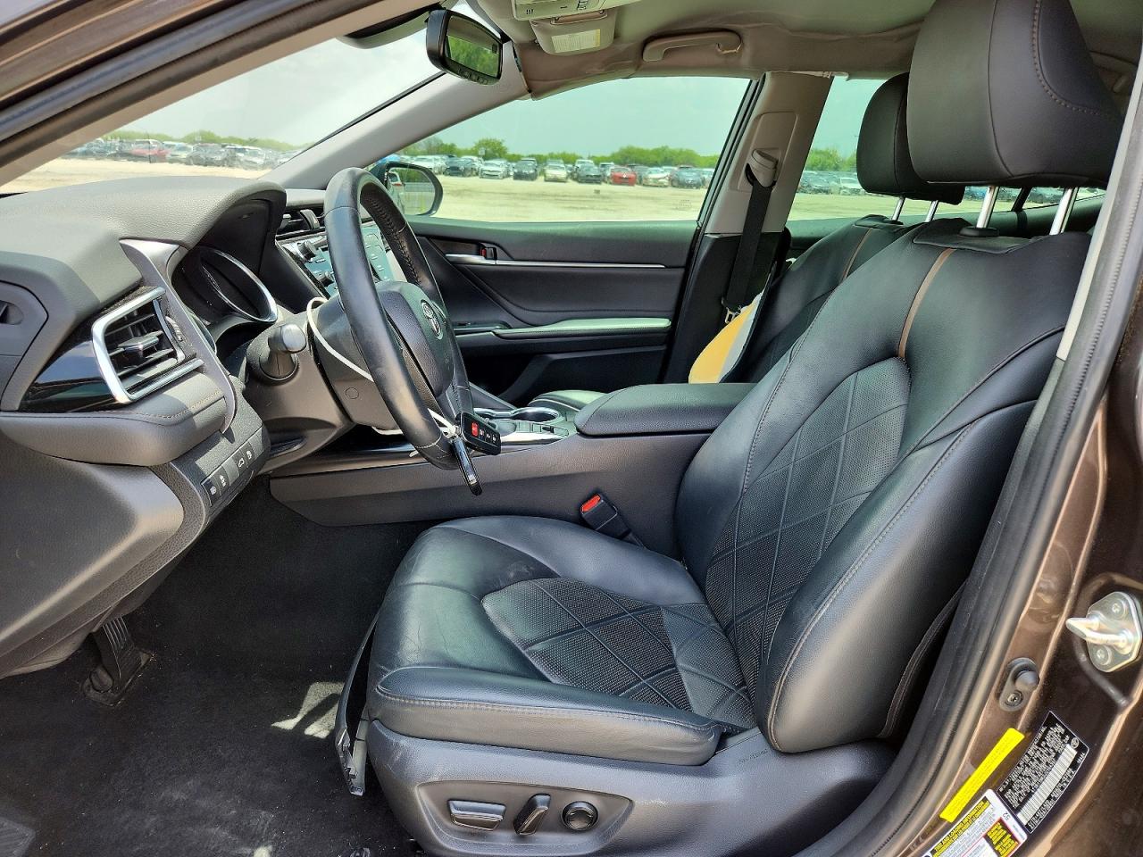 2018 TOYOTA CAMRY