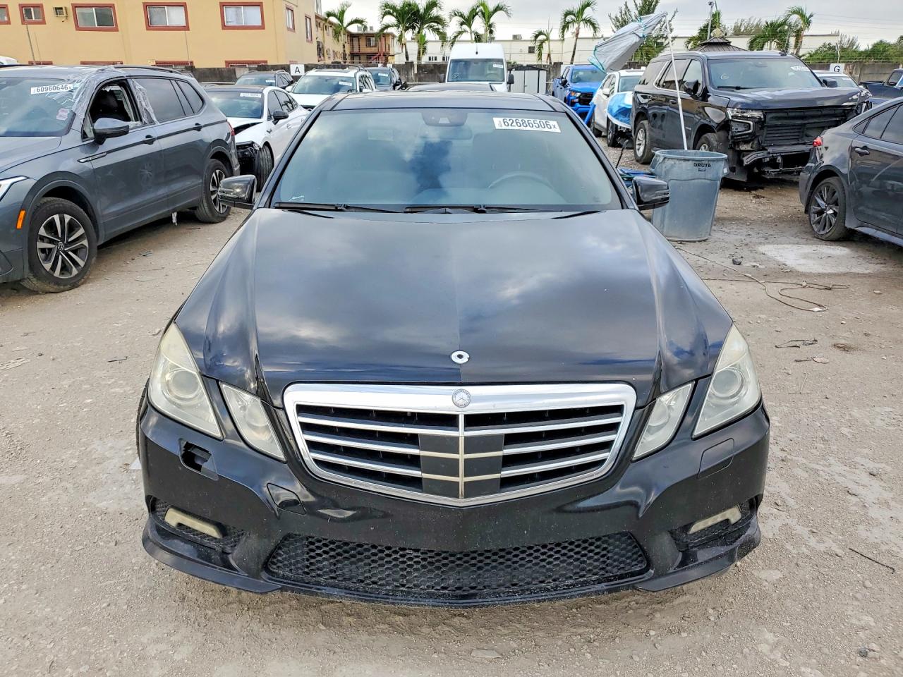 2011 MERCEDES-BENZ E-CLASS