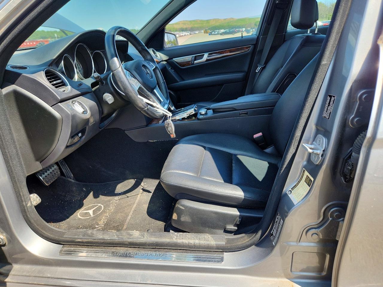 2012 MERCEDES-BENZ C-CLASS