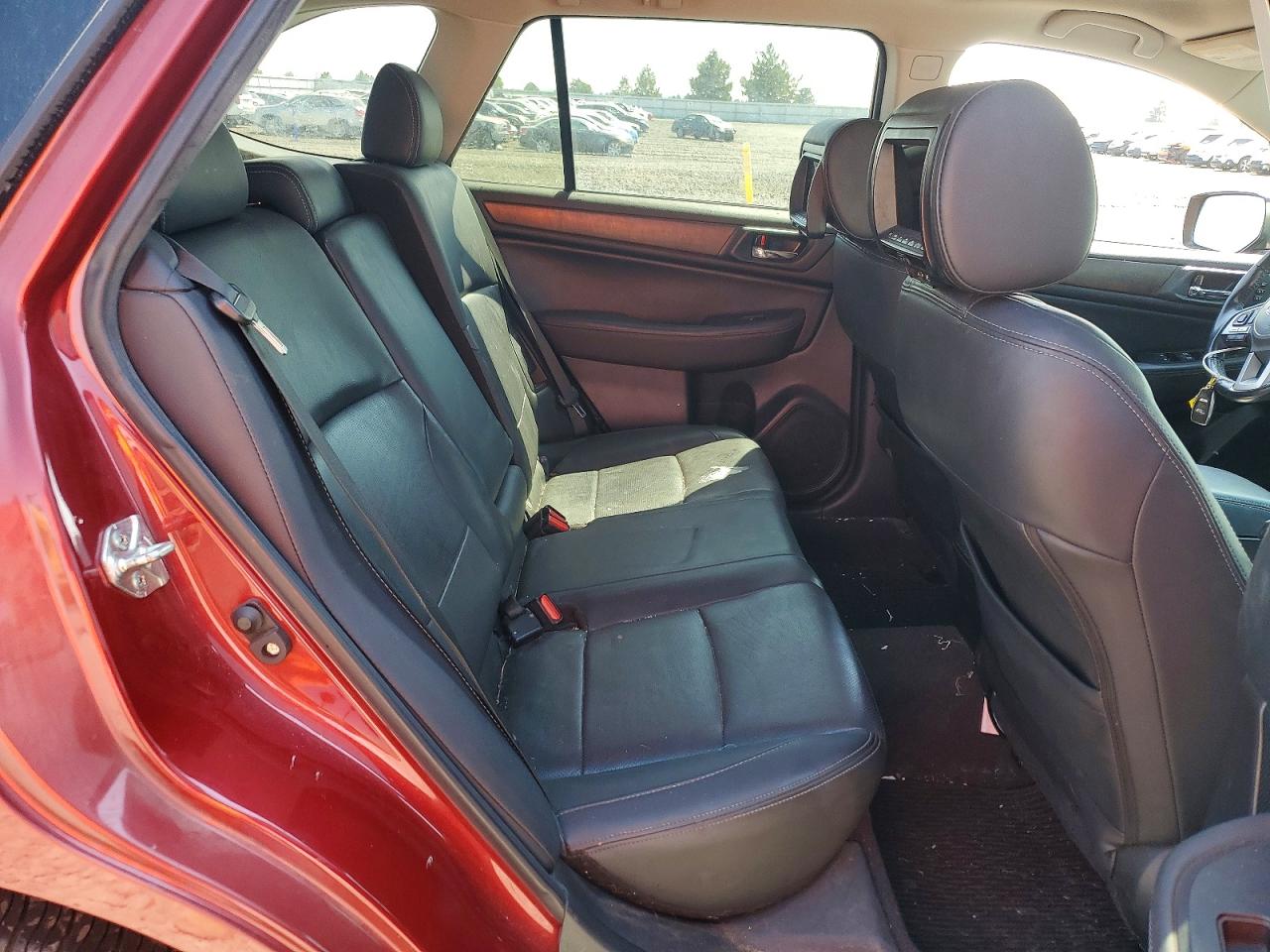 2016 SUBARU OUTBACK