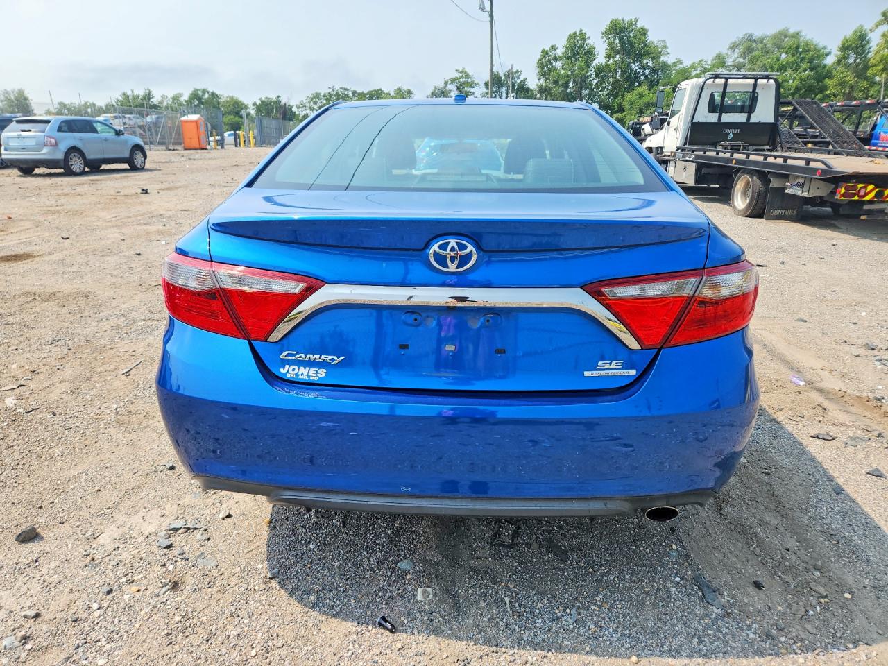 2016 TOYOTA CAMRY