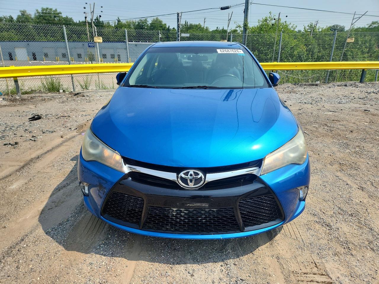 2016 TOYOTA CAMRY