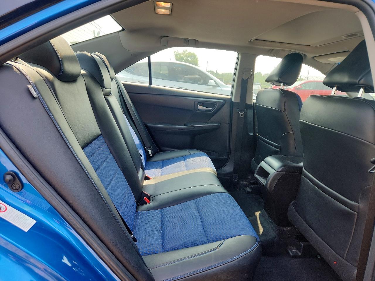 2016 TOYOTA CAMRY