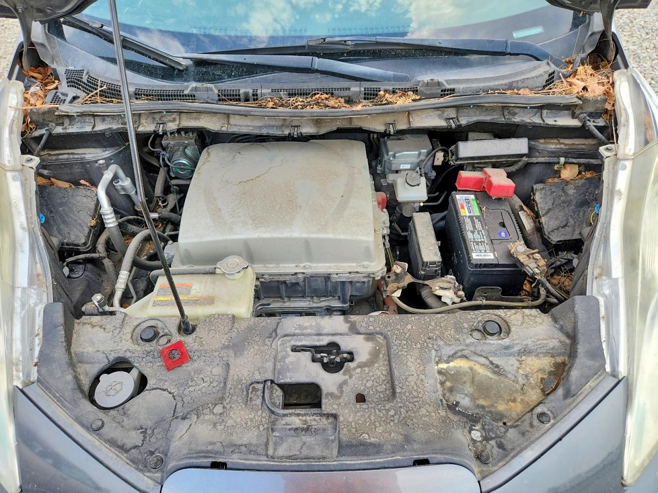 2016 NISSAN LEAF