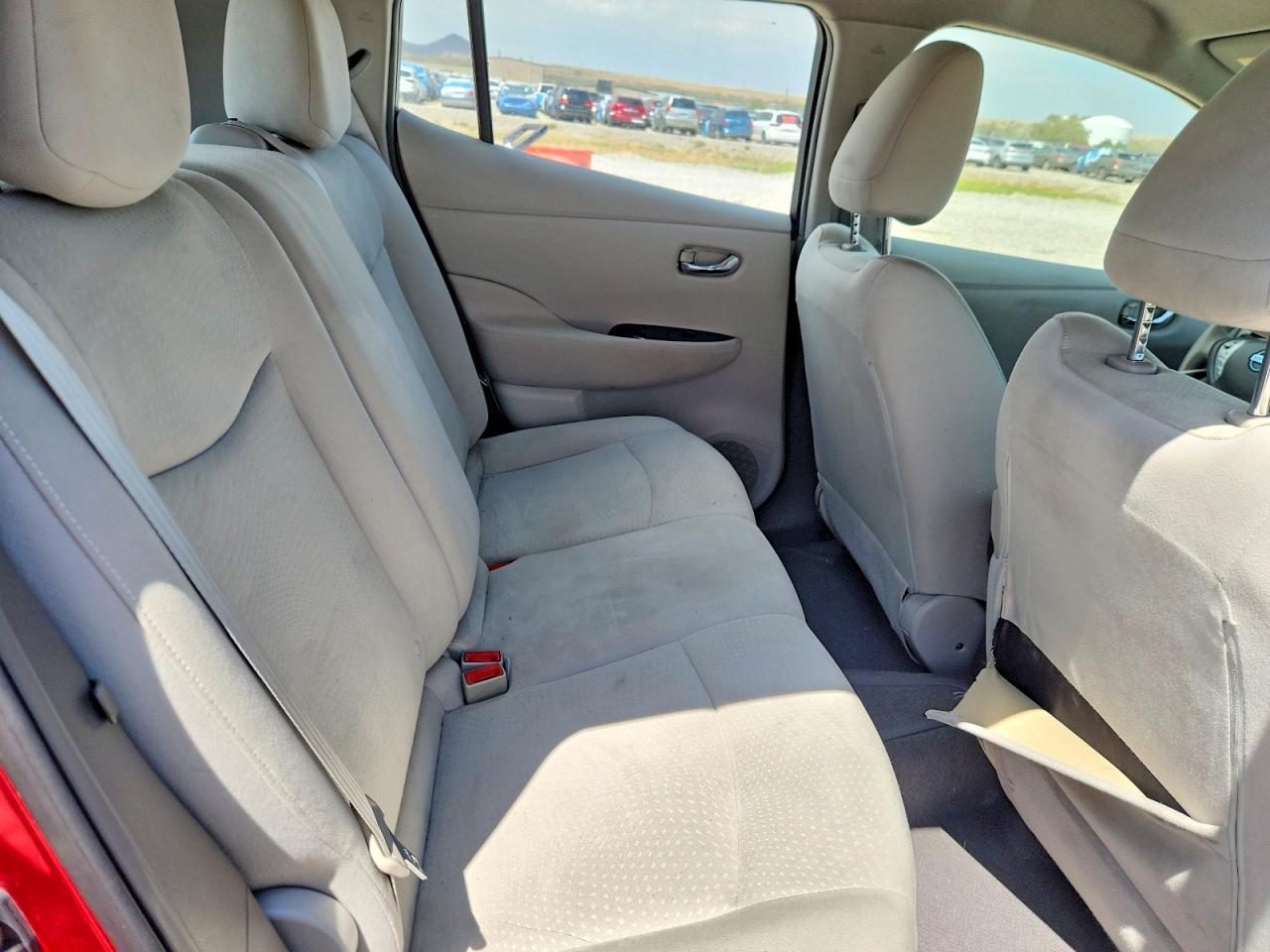 2012 NISSAN LEAF