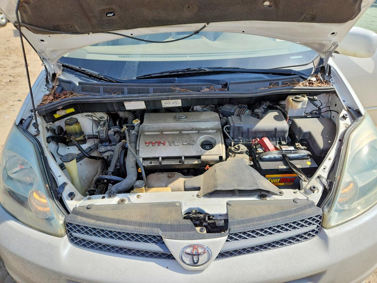 2004 TOYOTA SIENNA