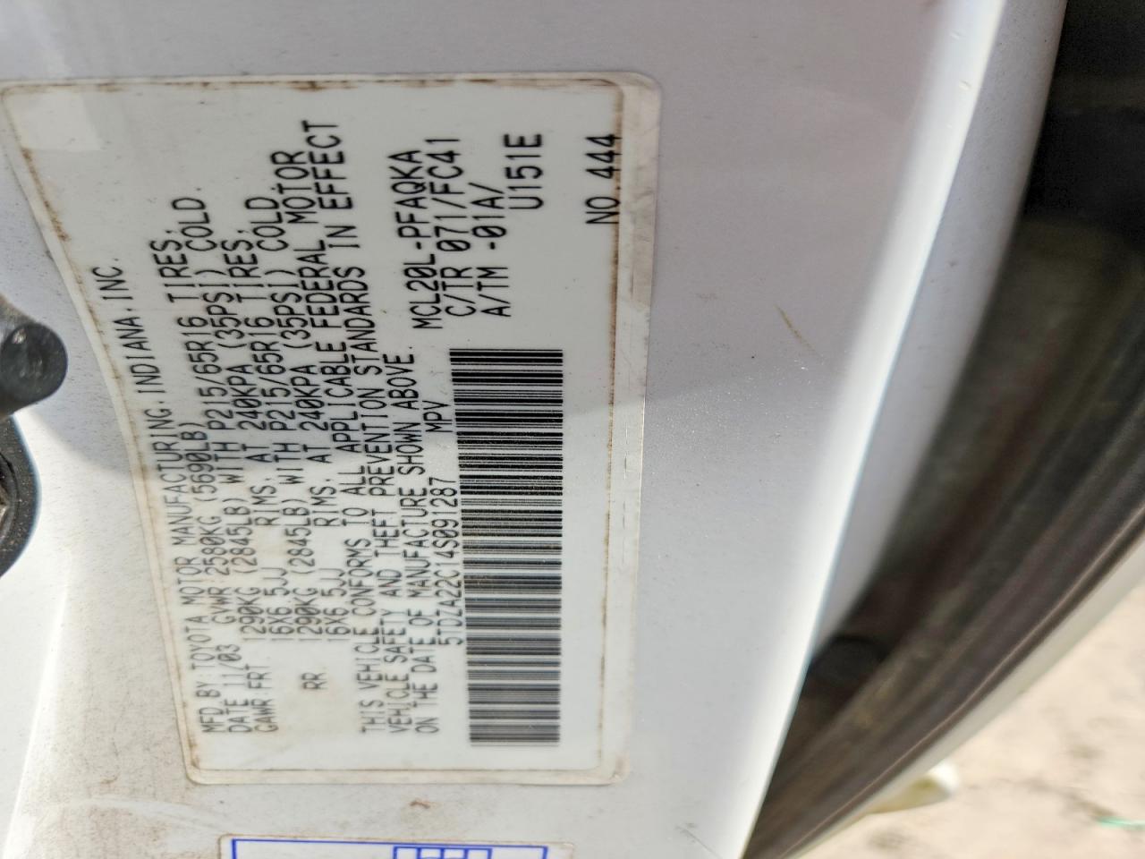 2004 TOYOTA SIENNA