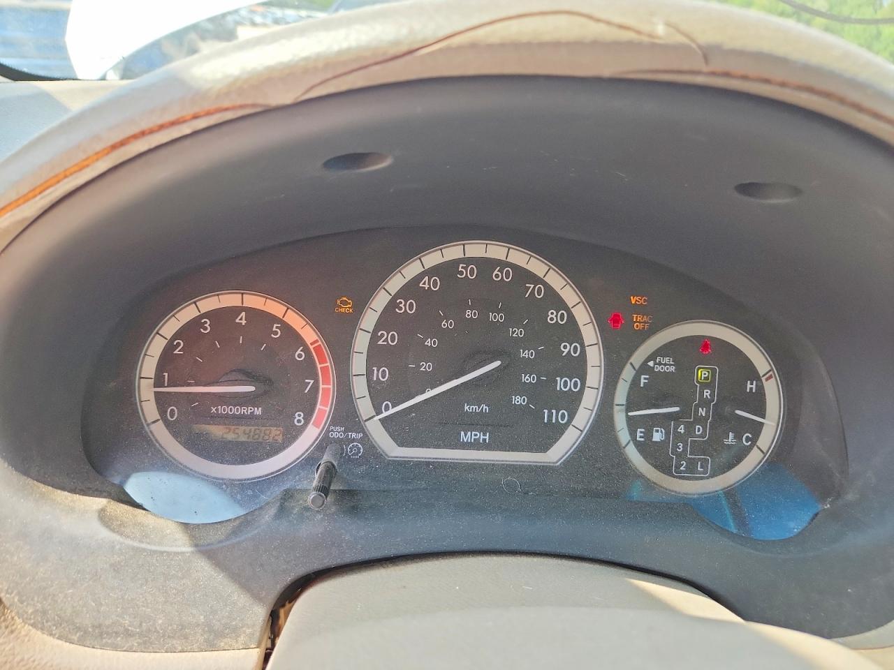 2004 TOYOTA SIENNA