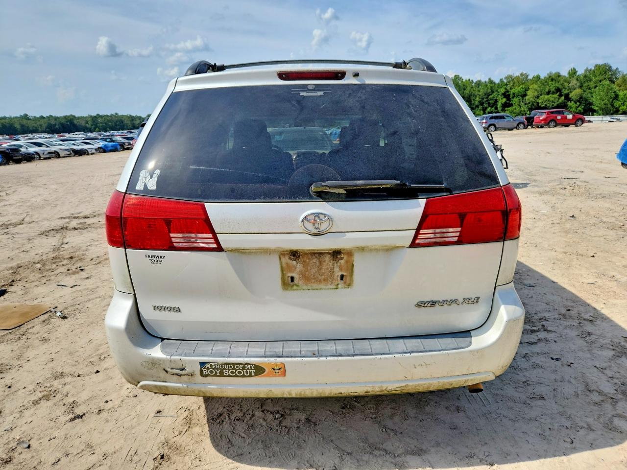 2004 TOYOTA SIENNA