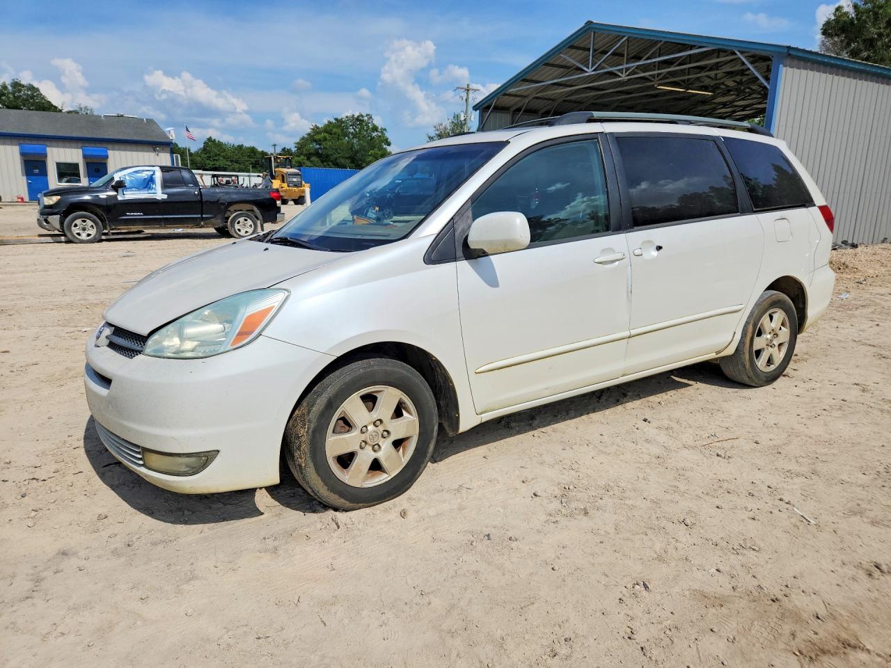 2004 TOYOTA SIENNA