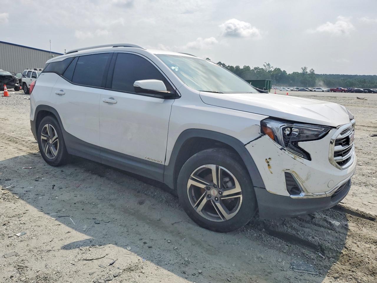 2021 GMC TERRAIN