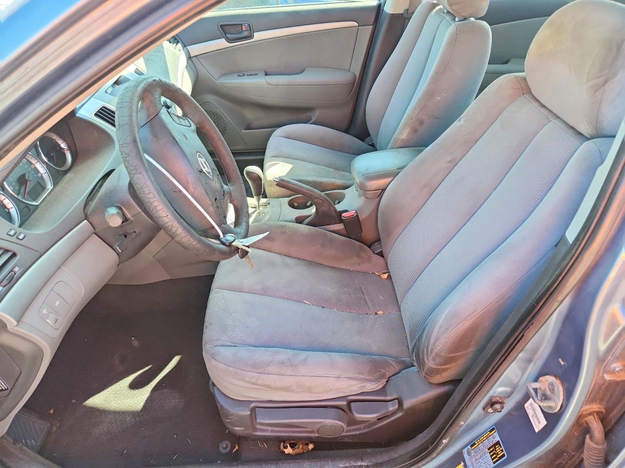 2010 HYUNDAI SONATA