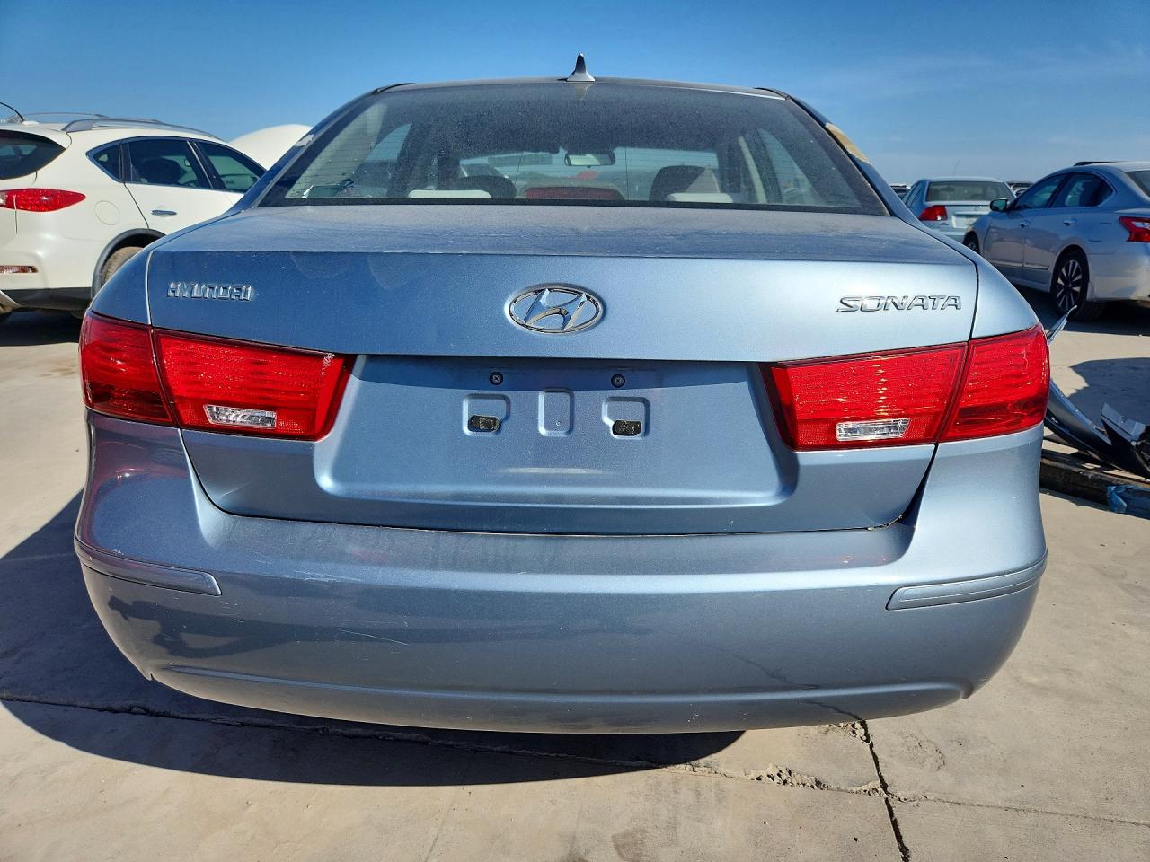 2010 HYUNDAI SONATA