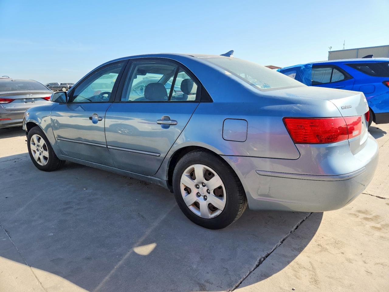 2010 HYUNDAI SONATA