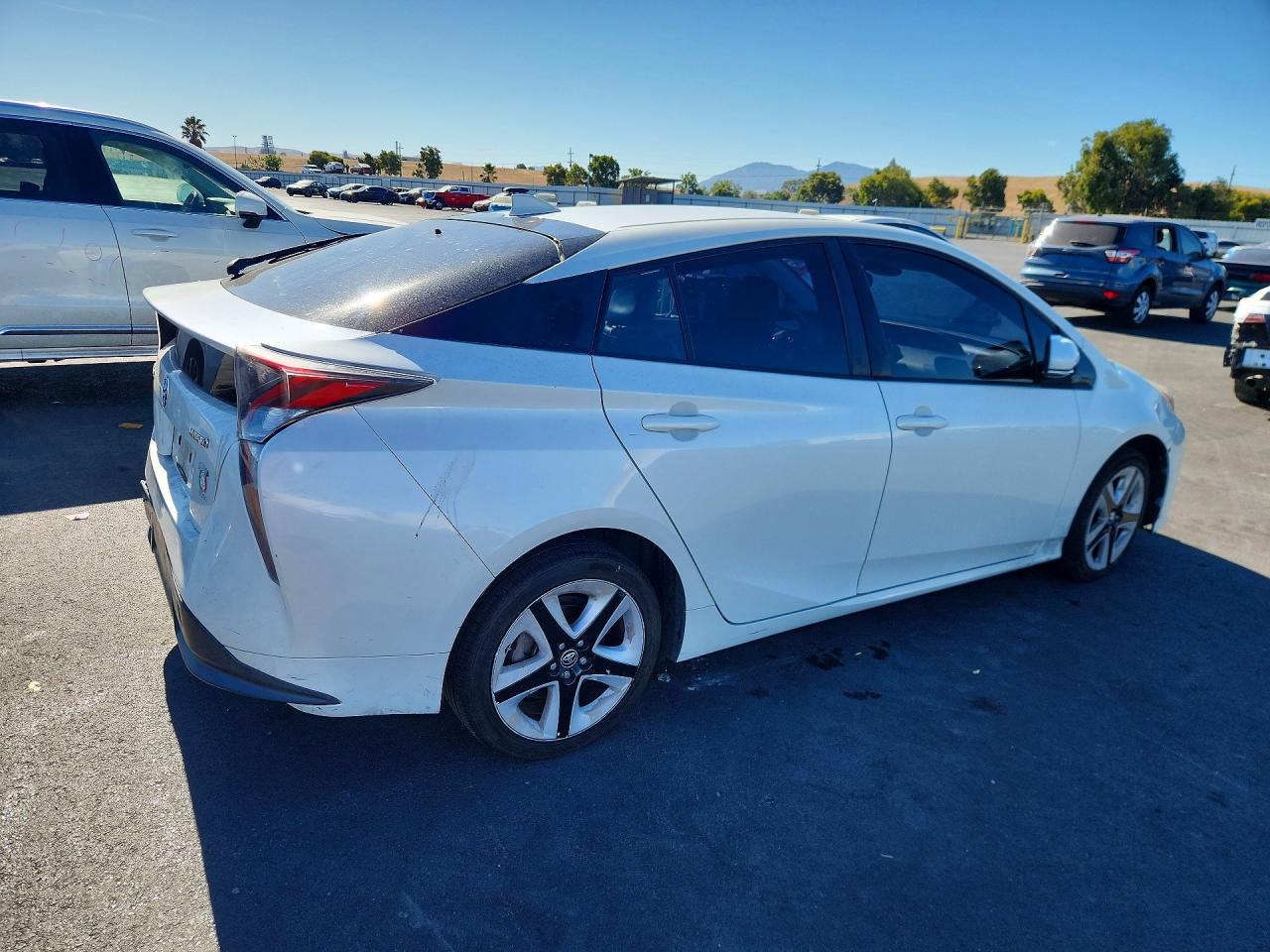 2016 TOYOTA PRIUS