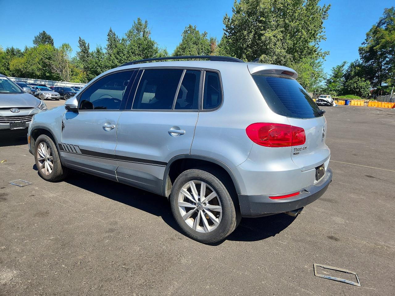 2017 VOLKSWAGEN TIGUAN