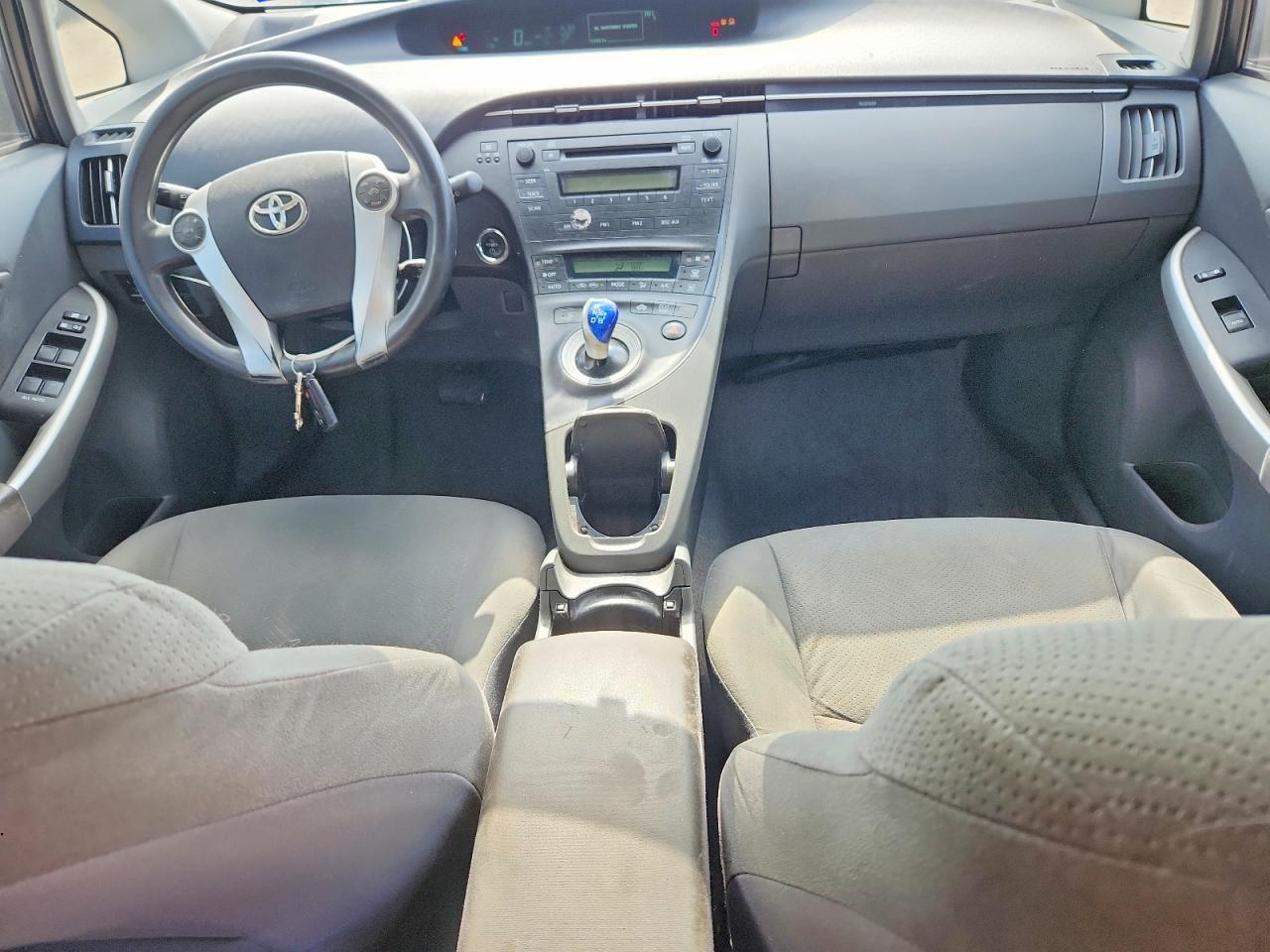 2010 TOYOTA PRIUS