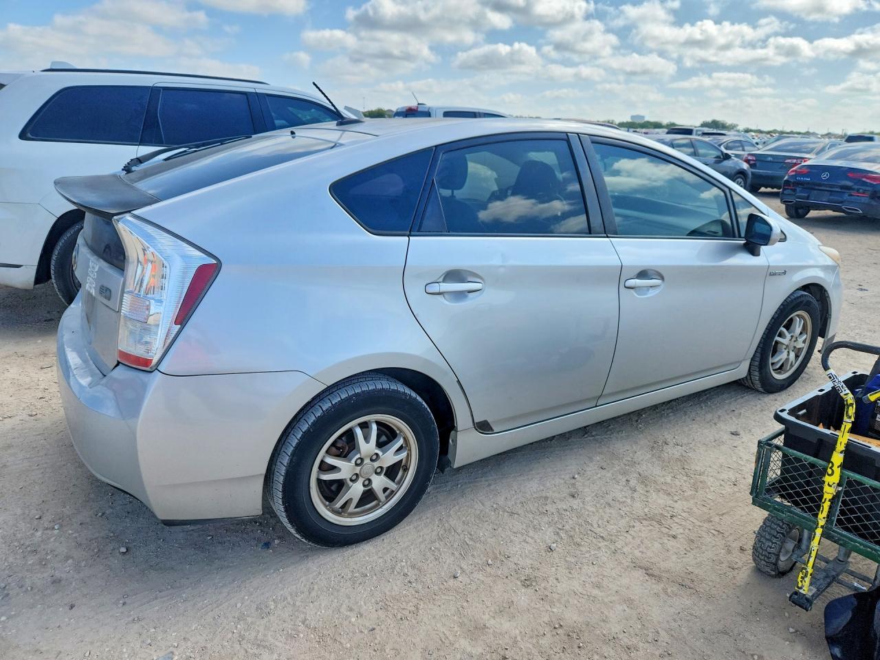2010 TOYOTA PRIUS