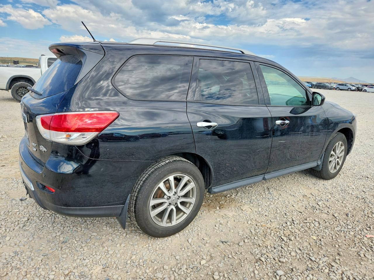 2013 NISSAN PATHFINDER