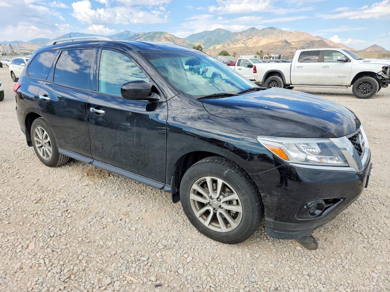 2013 NISSAN PATHFINDER