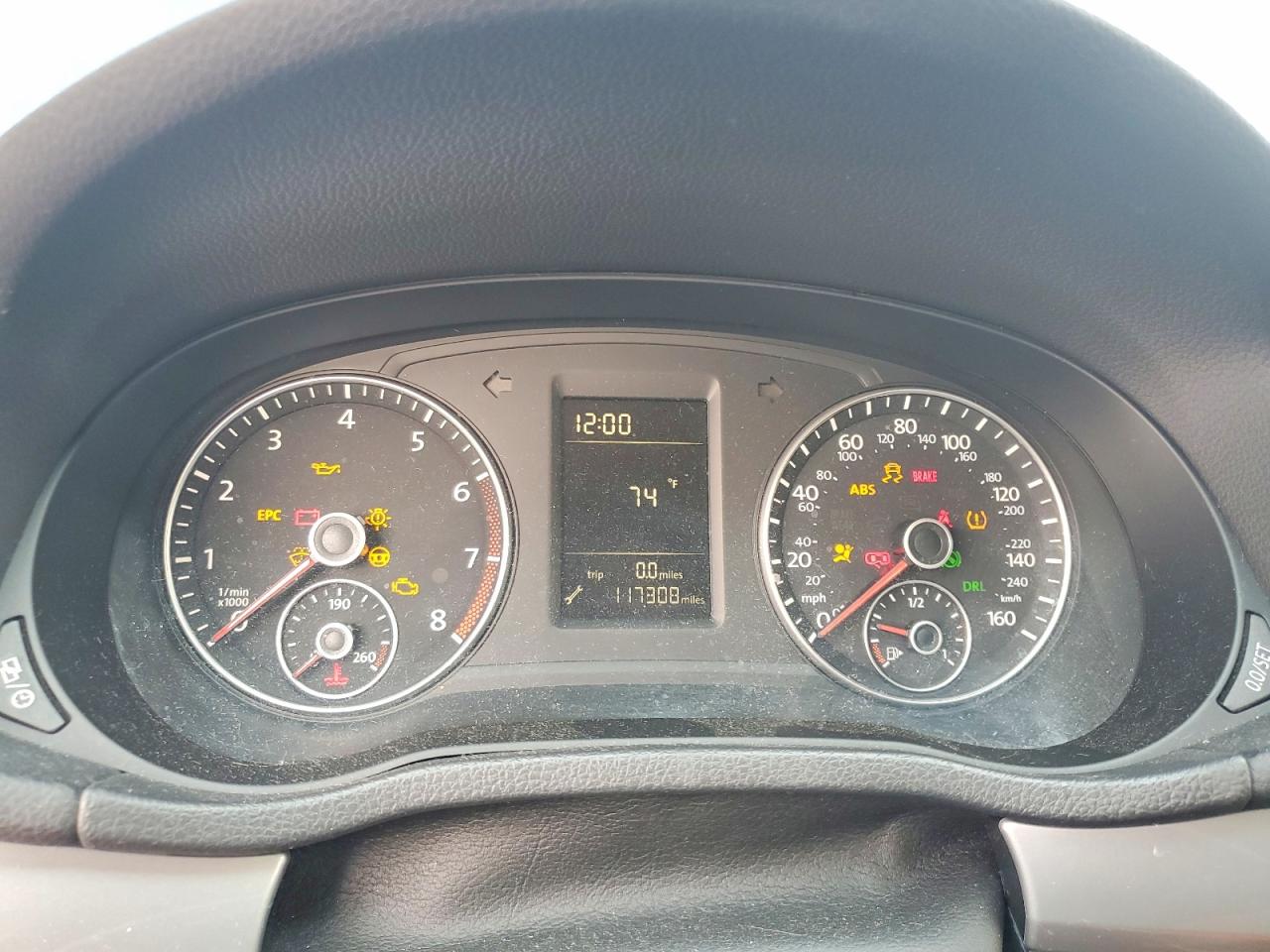 2015 VOLKSWAGEN PASSAT