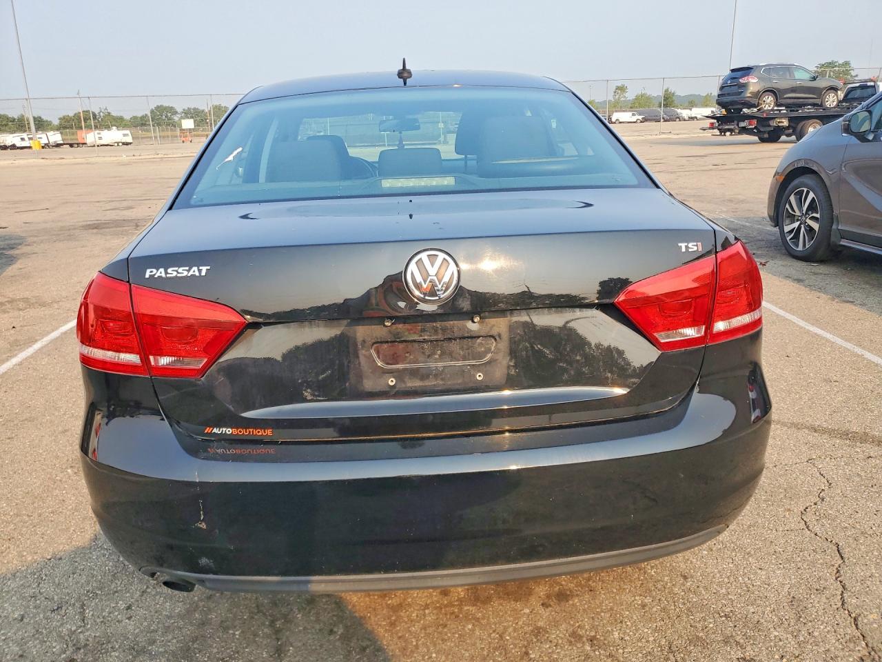 2015 VOLKSWAGEN PASSAT