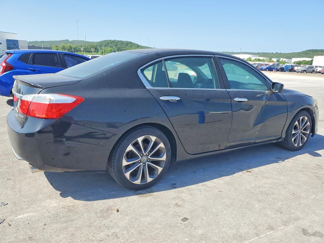 2015 HONDA ACCORD
