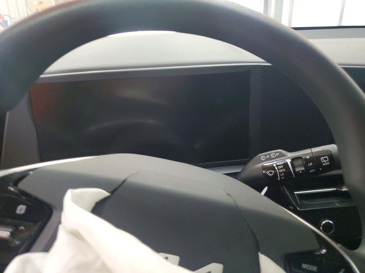 2025 KIA NIRO