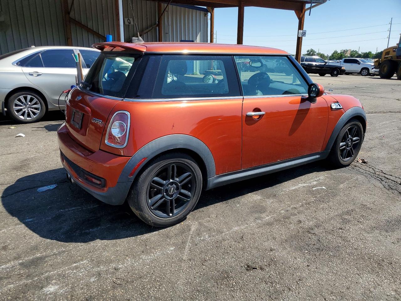 2013 MINI COOPER