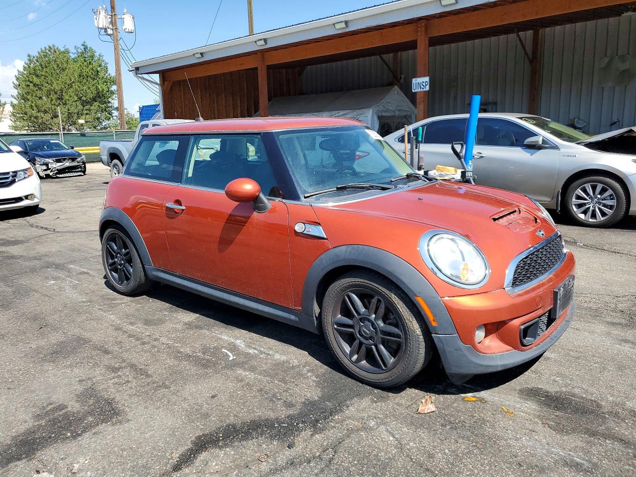 2013 MINI COOPER