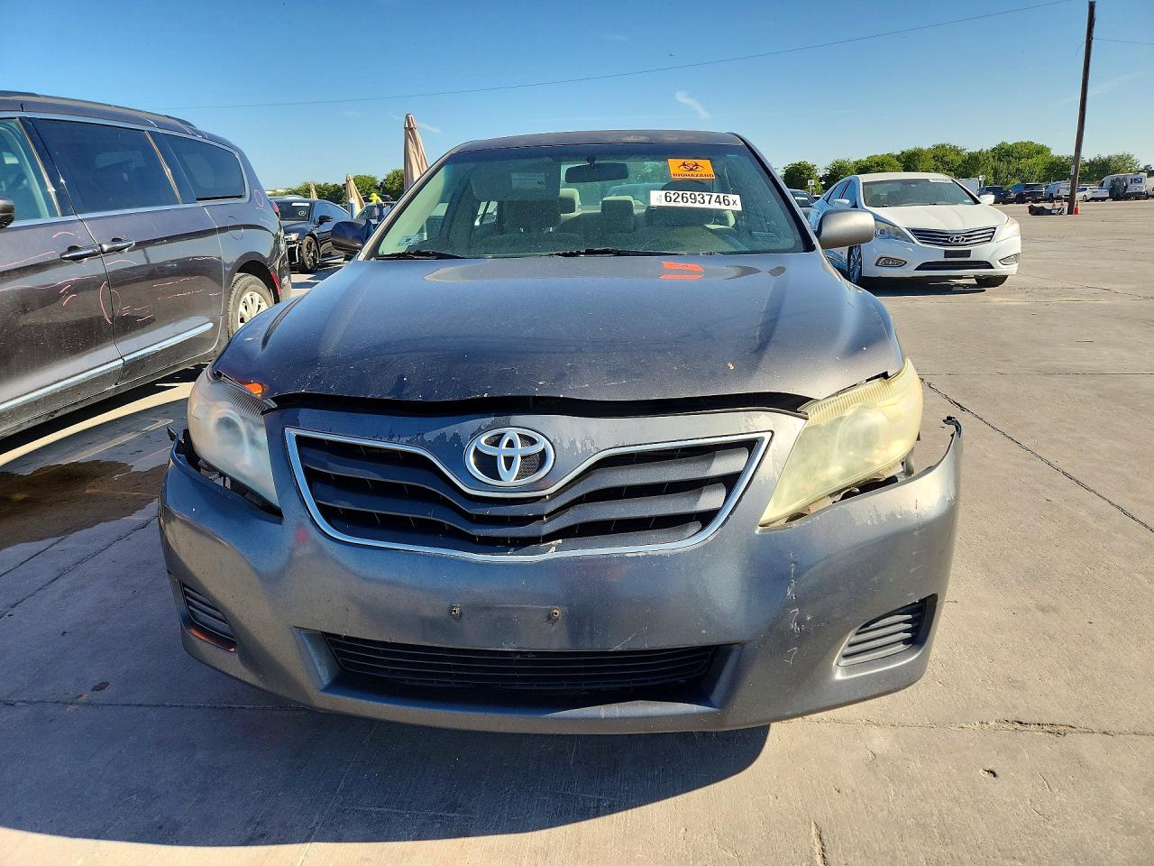 2011 TOYOTA CAMRY