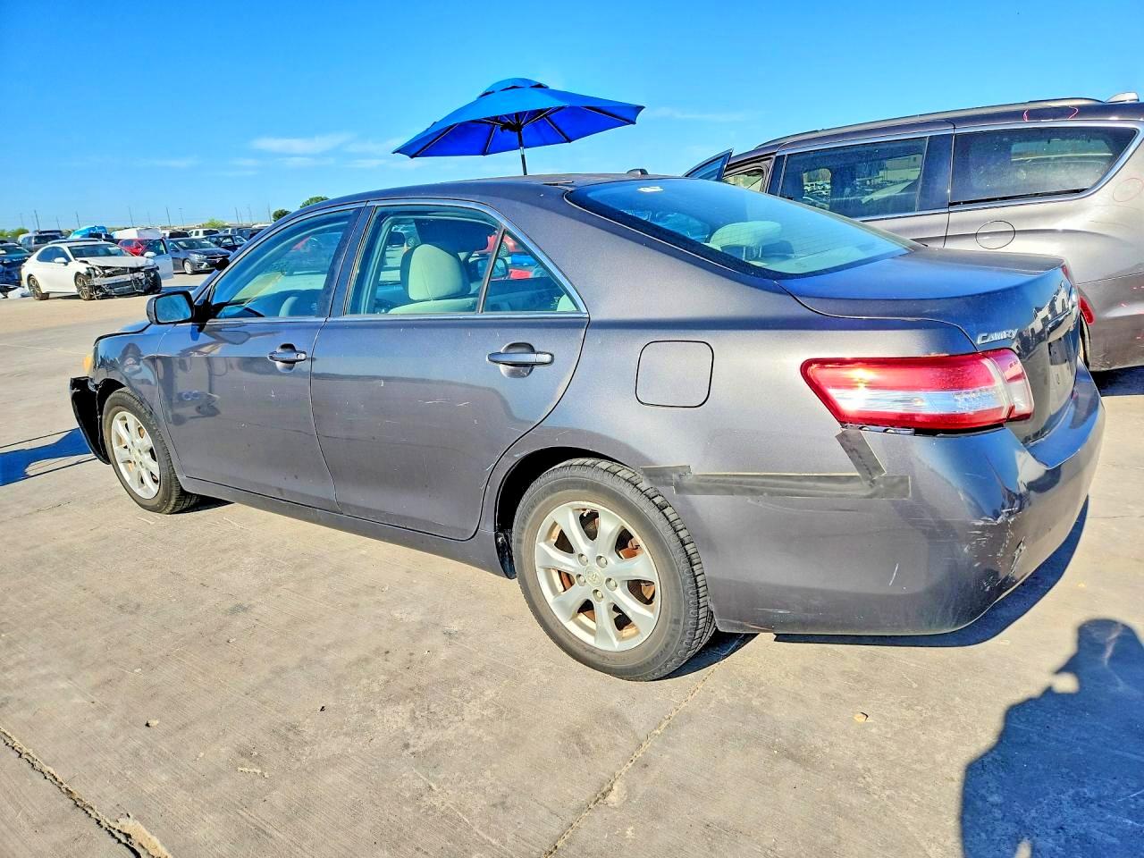 2011 TOYOTA CAMRY