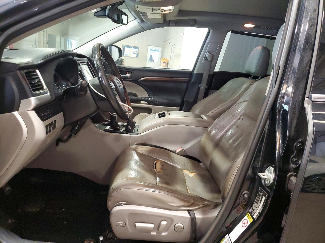 2014 TOYOTA HIGHLANDER