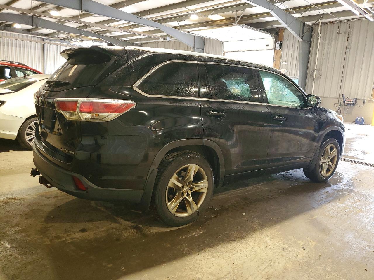 2014 TOYOTA HIGHLANDER