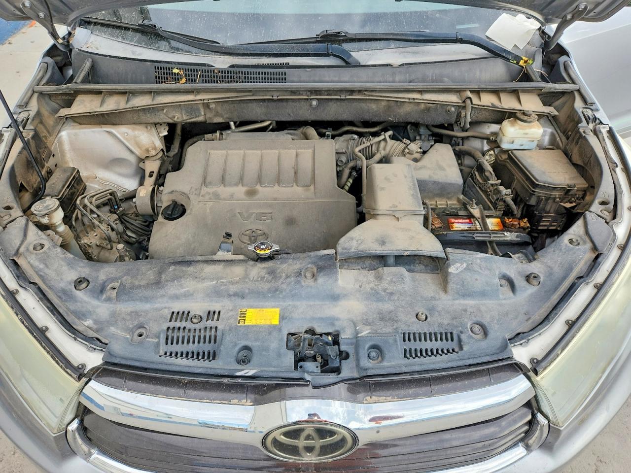 2014 TOYOTA HIGHLANDER
