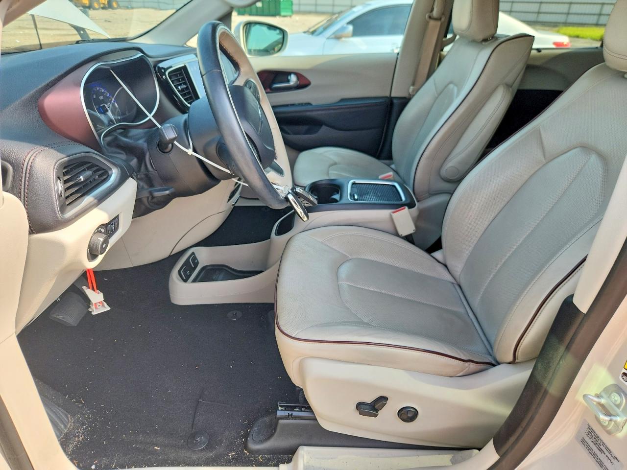2017 CHRYSLER PACIFICA