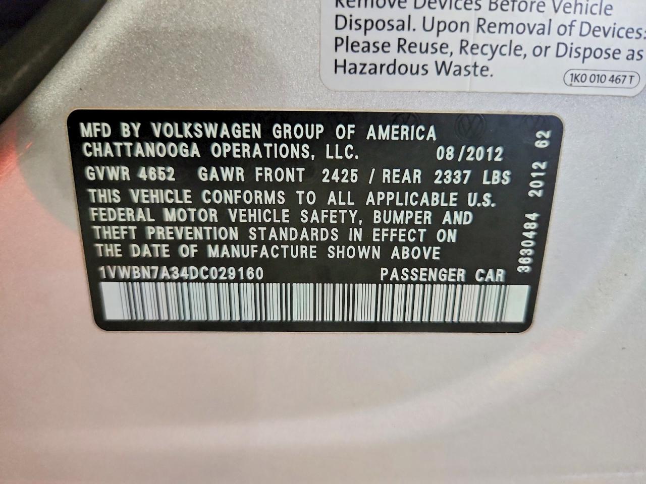 2013 VOLKSWAGEN PASSAT