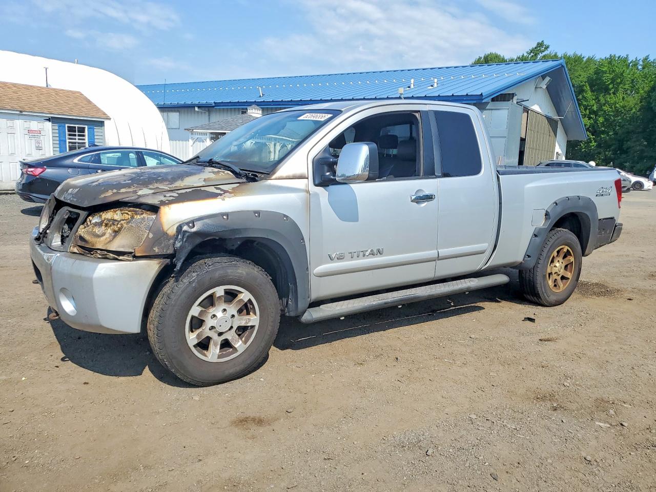 2005 NISSAN TITAN