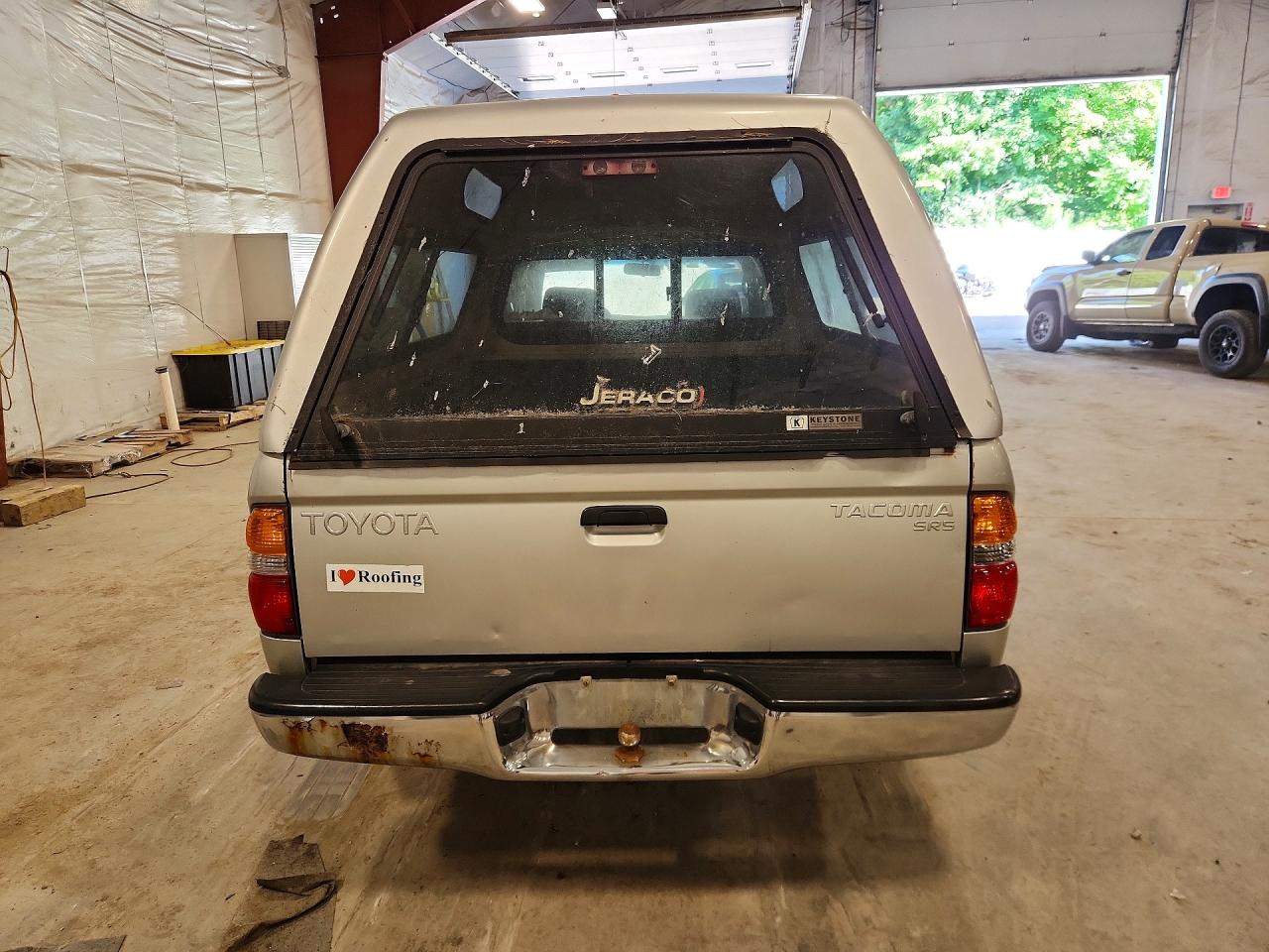 2001 TOYOTA TACOMA