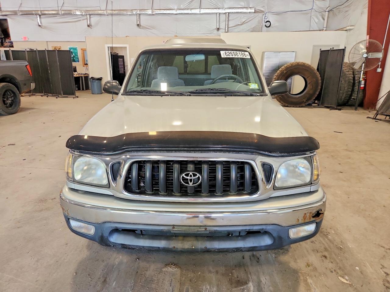 2001 TOYOTA TACOMA