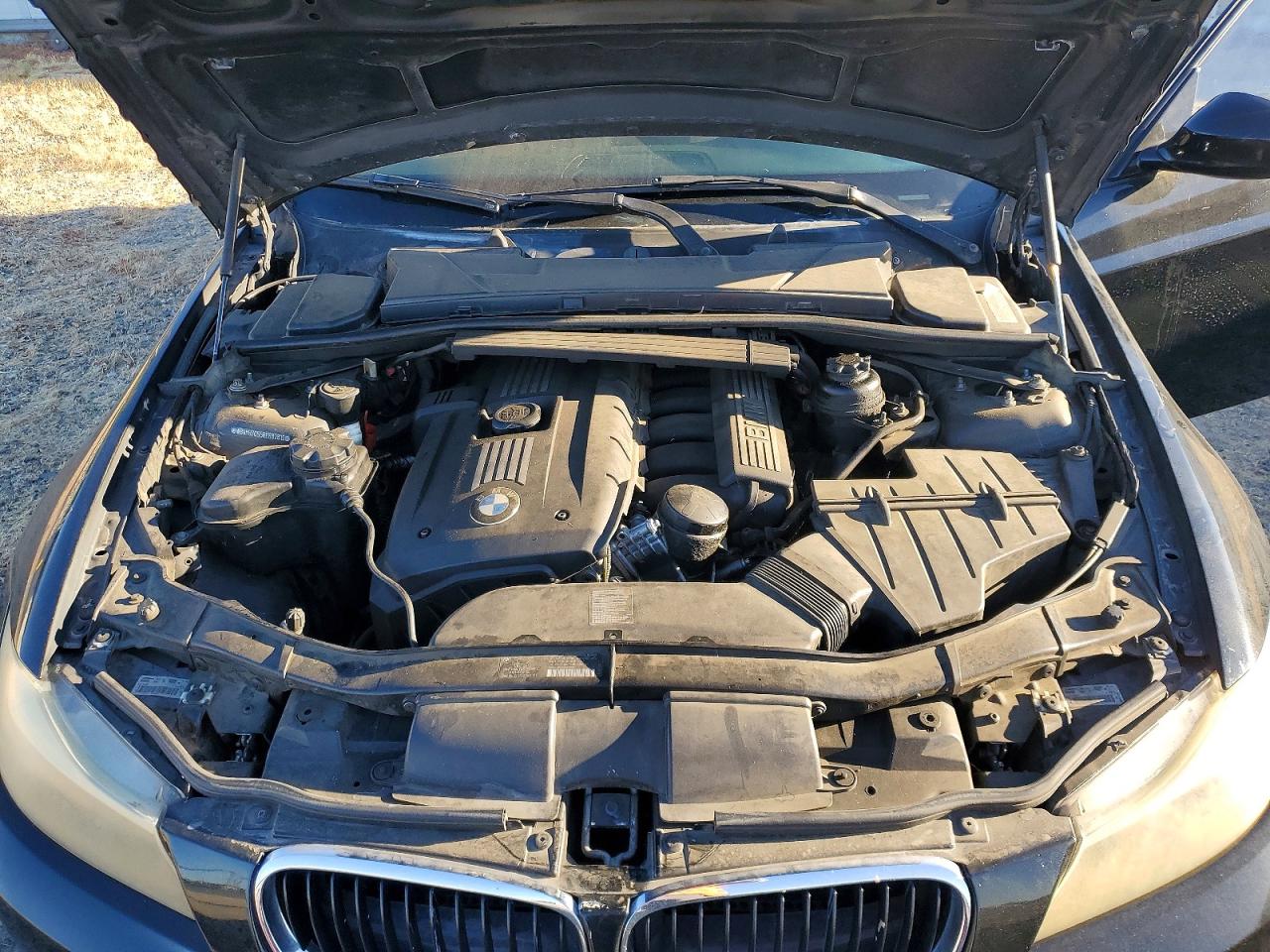 2011 BMW 3 SERIES