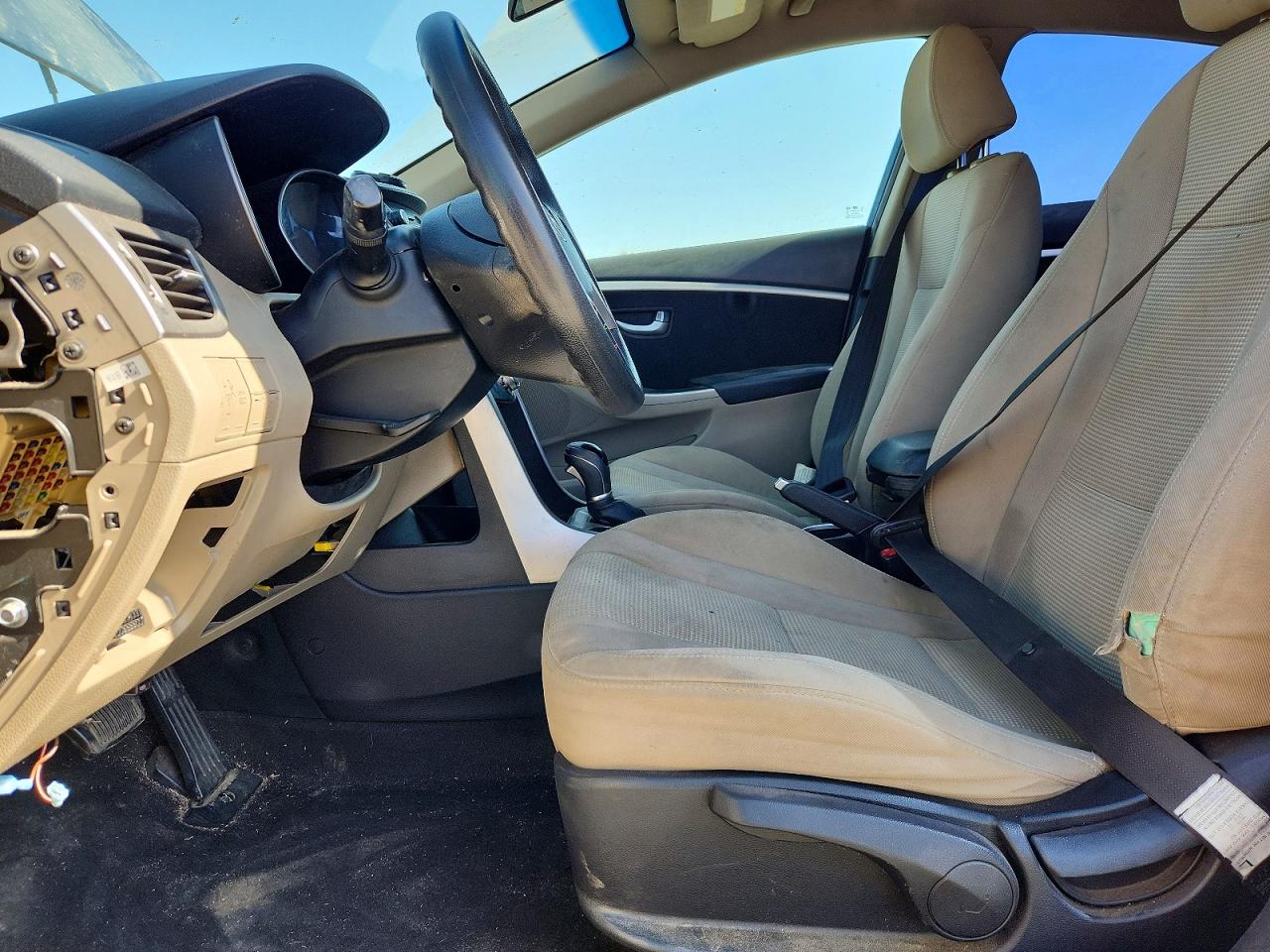 2016 HYUNDAI ELANTRA