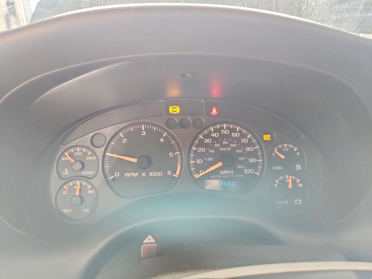 2004 CHEVROLET BLAZER