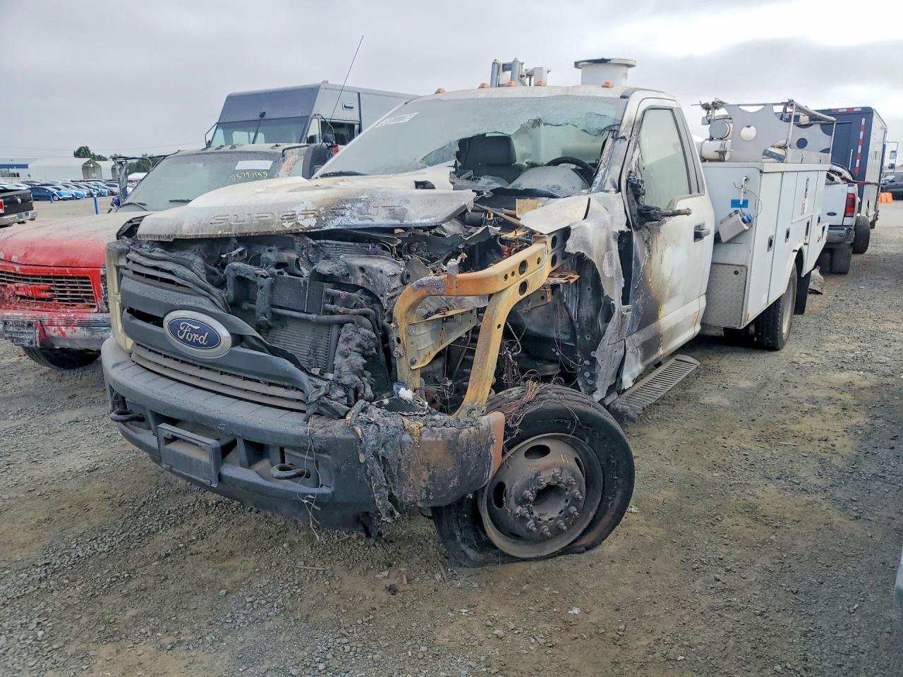 2017 FORD F550
